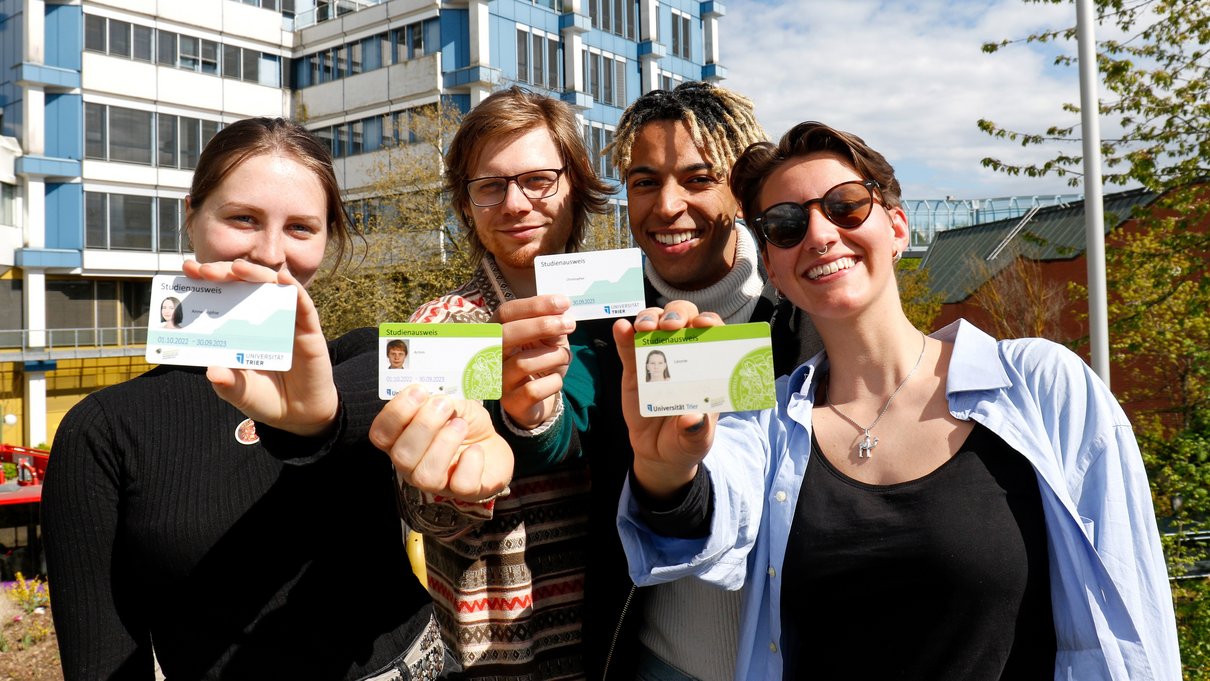 An der Universität Trier sind viele Studiengänge zum Wintersemester zulassungsfrei. Bewerbungen und Einschreibungen sind ab sofort möglich.