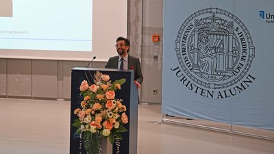 Dekan Prof. Dr. El-Ghazi