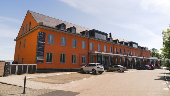 Die Lehrräume und Büros der Pflegewissenschaft der Universität Trier liegen im Wissenschaftspark auf dem Petrisberg von Trier.