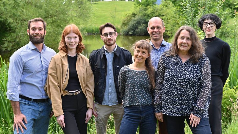 Das Bild zeigt das gesamte Team des Arbeitsbereich der "Sozialgeographie des Tourismus".