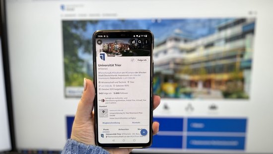Smartphone Bildschirm mit Social Media