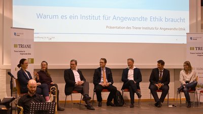 Podium: Warum es ein Institut für Angewandte Ethik braucht