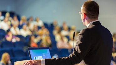 Außerplanmäßige Professoren und Professorinnen