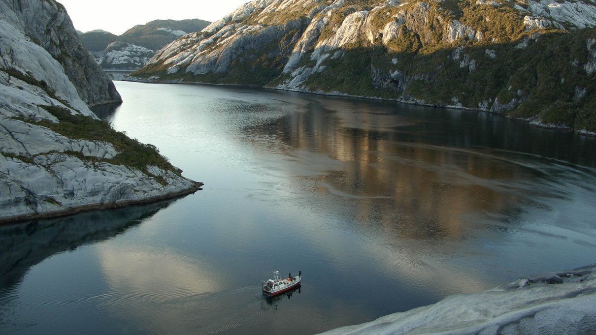 Die Fjord-Landschaft Patagoniens ist ein unberührtes Ökosystem. ©Helge W. Arz
