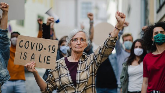 Demonstration von Corona-Leugnern.