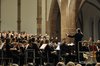 Dirigent mit Solisten Lara Rieken & Yuriy Hadzetskyy