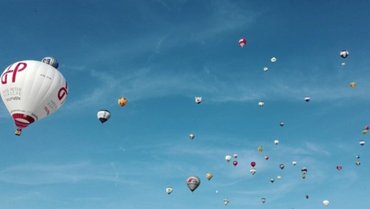 Bild zeigt Heißluftballons