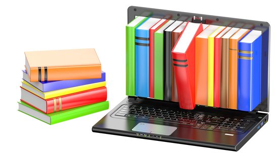 Bücher in einem Notebook integriert.