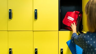 Spinte, offener Spint mit ERASMUS Tasche