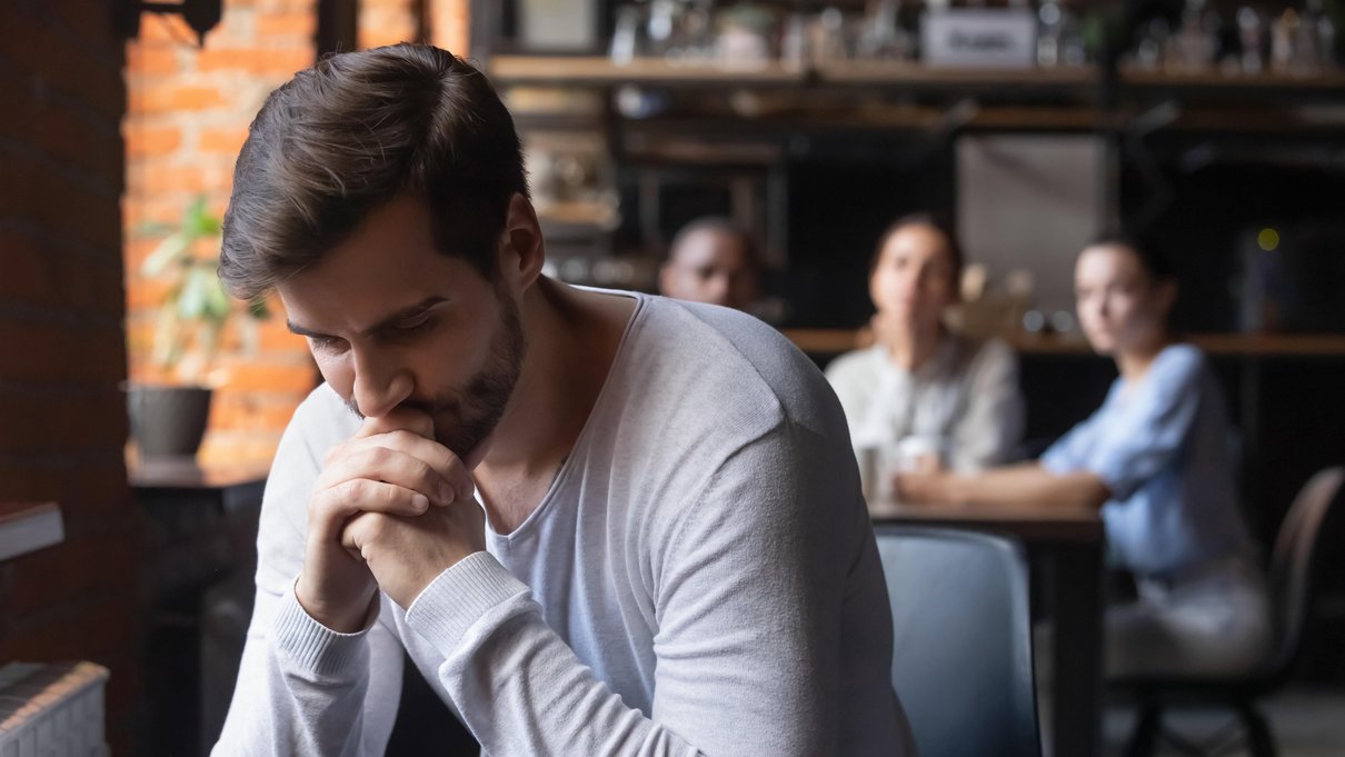 Wie entstehen soziale Ängste, warum sind sie manchmal hartnäckig und wie äußern sie sich im Kontakt mit anderen? Diese und andere Fragen untersucht ein Forschungsprojekt. Foto: Colourbox