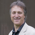 Univ.-Prof. Dr. Hans-Jürgen Bucher Univ.-Prof. Dr. Hans-Jürgen Bucher