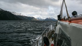 Fotos einer Expedition im Jahr 2015 in die Fjordregion im südlichen Patagonien, an der unter anderem Björn Klaes und der tödlich verunglückte Prof. Dr. Rolf Kilian gemeinsam teilnahmen. 