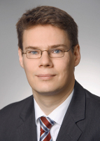 Dr. Henning Tappe