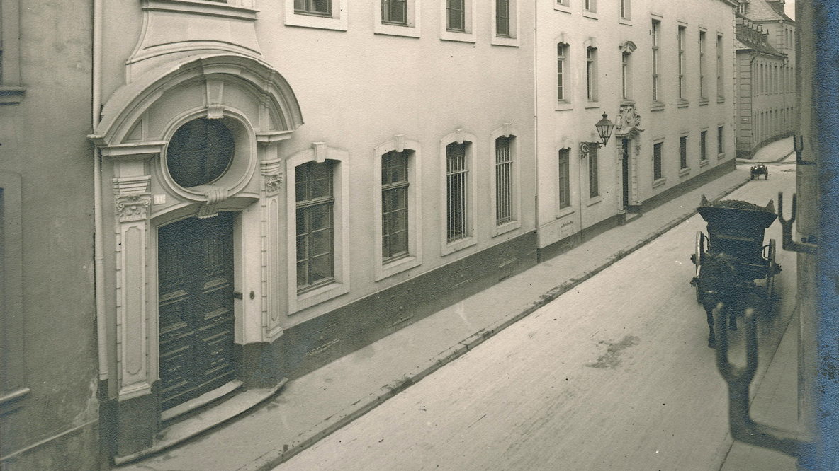 Alter Universität Trier © Stadtarchiv/ Sammlung Deuser