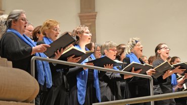 Fotografie der Sängerinnen des Collegium Musicums